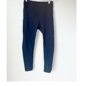 Yogalicious Lux Navy Leggings with side pockets. Size XS